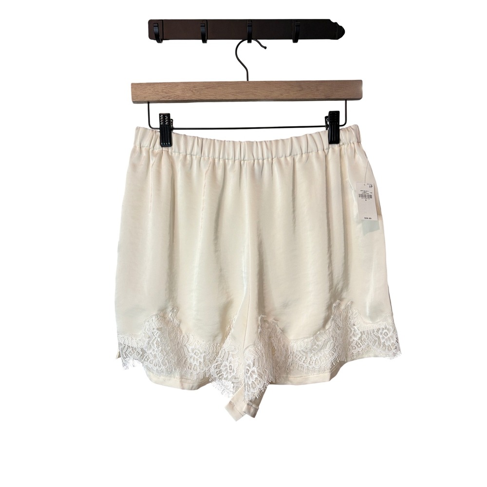 Old Navy Women Cream Satin High Waisted Lace Trim Shorts Small